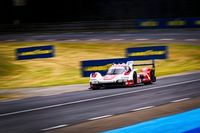 Le Mans 24h, H18: Porsche surges ahead of Toyota as safety car returns